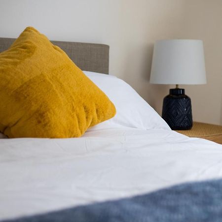 Amazing New 3 Double Bed House In Staple Hill! Lägenhet Bristol Exteriör bild
