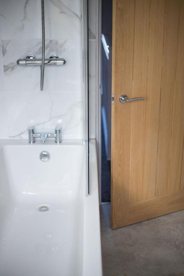 Amazing New 3 Double Bed House In Staple Hill! Lägenhet Bristol Exteriör bild