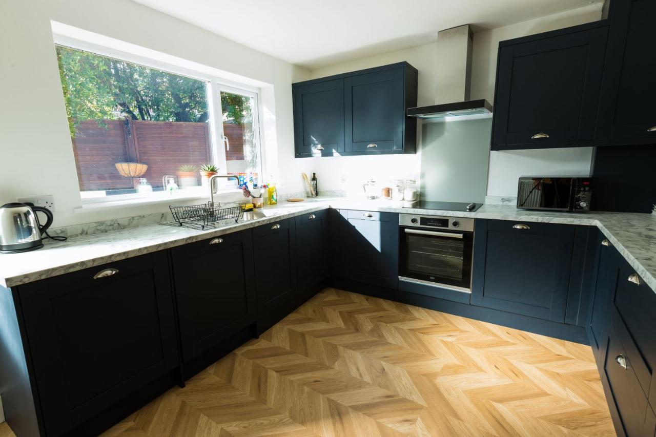 Amazing New 3 Double Bed House In Staple Hill! Lägenhet Bristol Exteriör bild